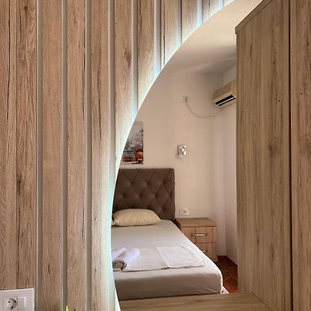 Kontiki Apartments Ulcinj Exteriör bild